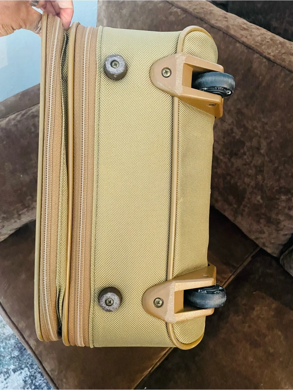 Hartmann rolling luggage